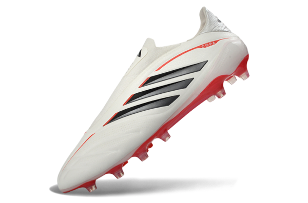 ADIDAS COPA PURE IV ELITE Laceless.                    " FREE ITEMS: ADIDAS BOOT BAG AND SHOE SHAPPER "