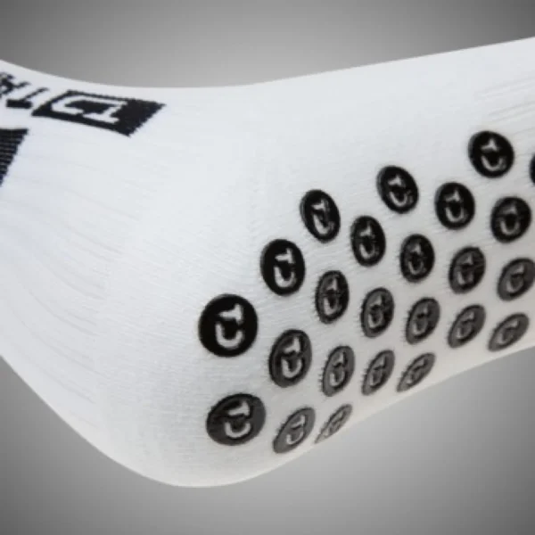 239840_tapedesign-classic-gripsokken-wit TAPEDESIGN All round Classic Grip Socks in white