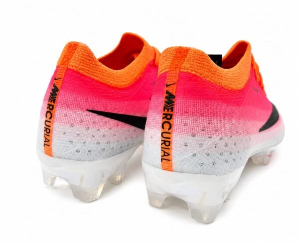 2b8bc0f7-b5c4-40f0-8ff7-8a7bfb6753fb Nike Mercurial Vapor 17 Elite, "Breakout Pack". "FREE ITMES: NIKE BOOT BAG AND SHOE SHAPER ".