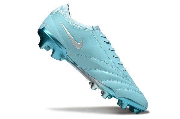 Nike Tiempo Legend 10 Elite "Montebelluna" Sky Blue (or Copa Blu." FREE ITEMS: NIKE BOOT BAG AND SHOE SHAPPER "e)