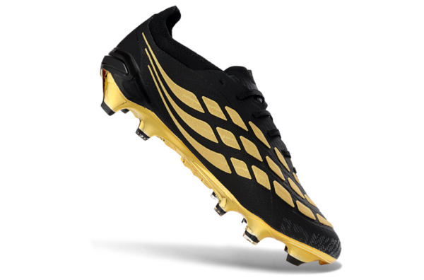 55feb187 Adidas Predator Kaka Signature football boots. " FREE ITEMS: ADIDAS BOOT BAG AND SHOE SHAPPER "