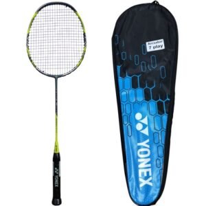 ARCSABER 7 PLAY Yonex Arcsaber 7 Play badminton racket alongside its coordinating black and blue full-length storage cover.