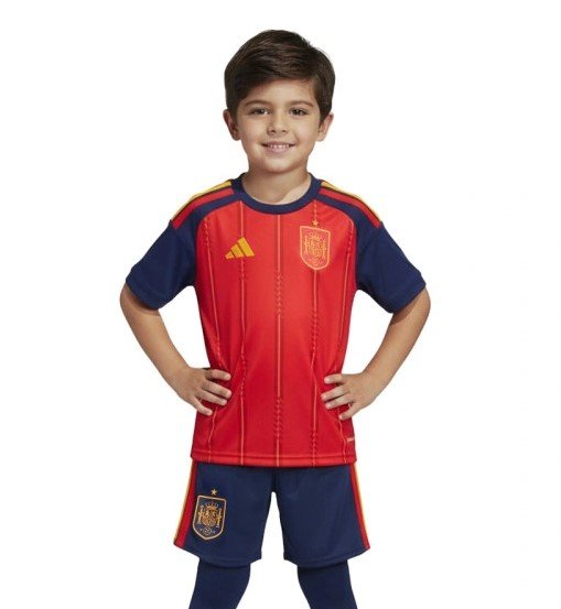 conjunto-adidas-espana-primera-equipacion-mundial-2026-nino-red-0 Spain national home kit "KIDS" manufactured by Adidas, designed for the 2026 World Cup.