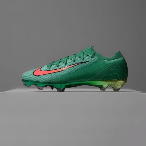 f5eb4edc-3778-4200-ae8a-b7e830be3eb6 Nike Air Zoom Mercurial Vapor 16 Elite