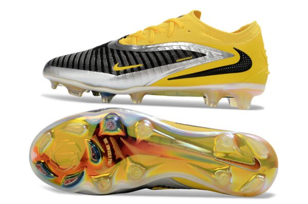 122 Nike Phantom 6 Elite