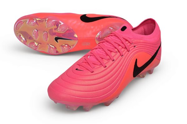 149 Nike Tiempo Maestro Elite "Breakout Pack"