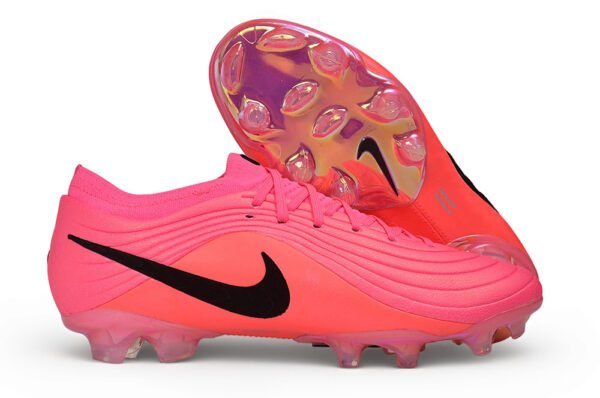 151 Nike Tiempo Maestro Elite "Breakout Pack"