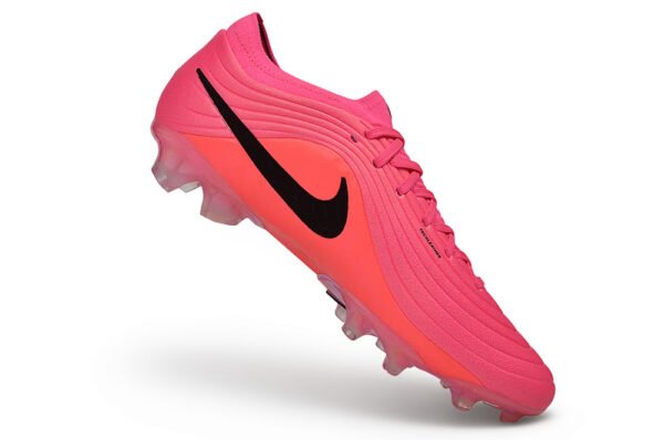 152 Nike Tiempo Maestro Elite "Breakout Pack"