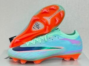 25 Nike Mercurial Vapor 17 Elite FG "Sam Kerr" Special Edition,