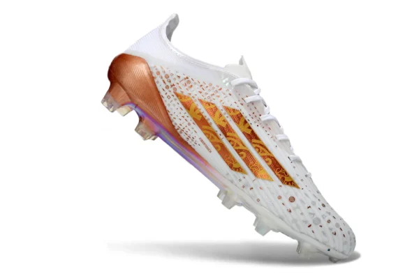 AVtK3lunRU9BDK4DWFTEgujT4Vk Adidas F50 Elite FG Mohamed Salah Signature football boot.